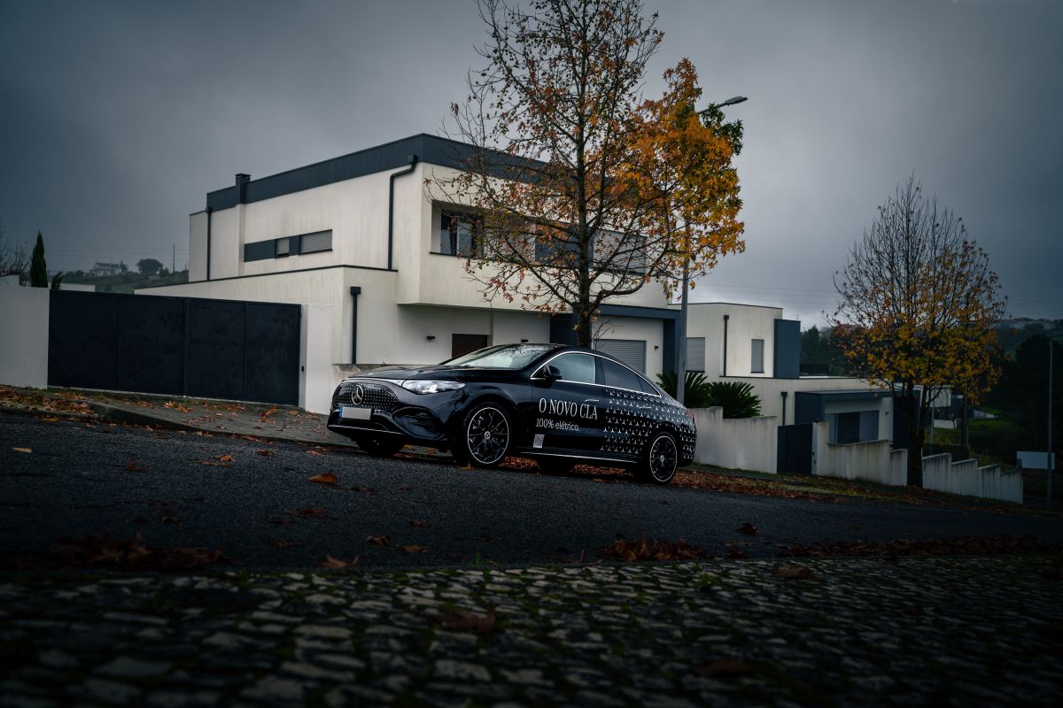 Mercedes-Benz · Photography · 3