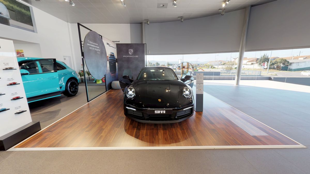 Porsche · Virtual Tour