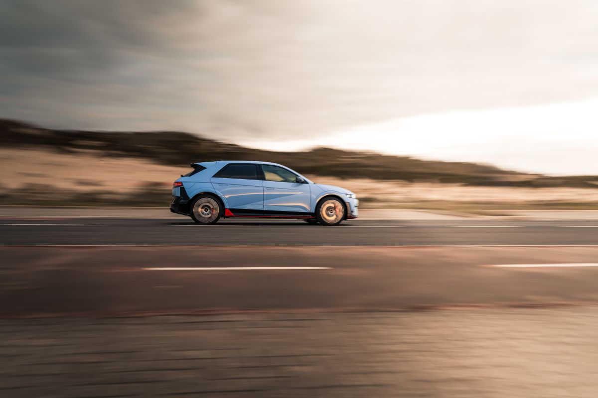 Hyundai · IONIQ 5 + 5 N · 3