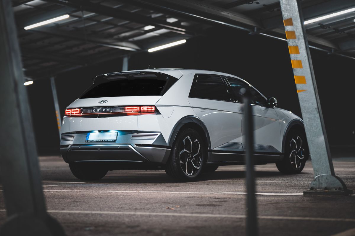 Hyundai · IONIQ 5 + 5 N · 6